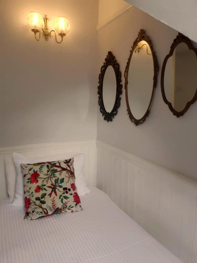 Telstar Guest House Exeter