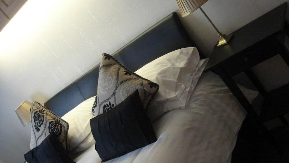 The Deanwater Hotel