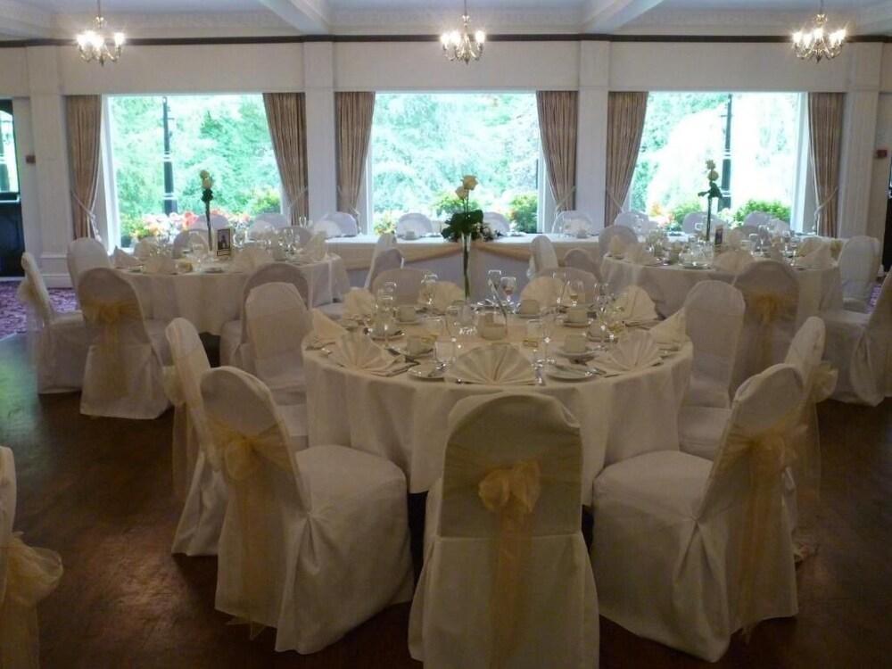 The Deanwater Hotel