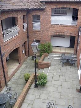 The Deanwater Hotel