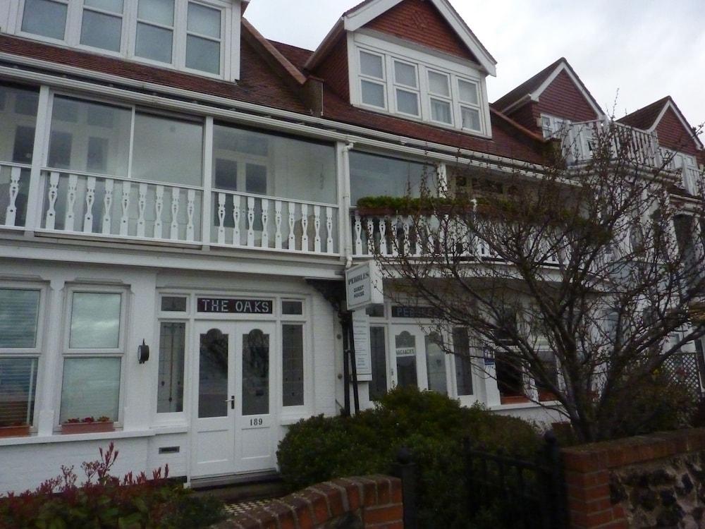 Pebbles Guesthouse