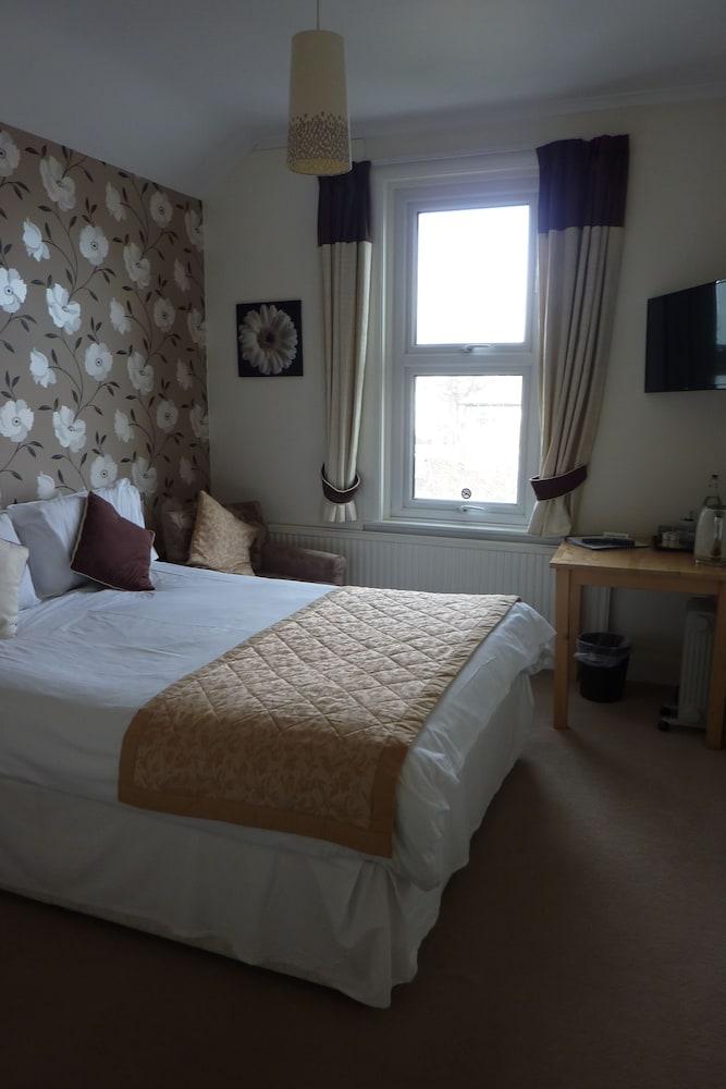 Pebbles Guesthouse