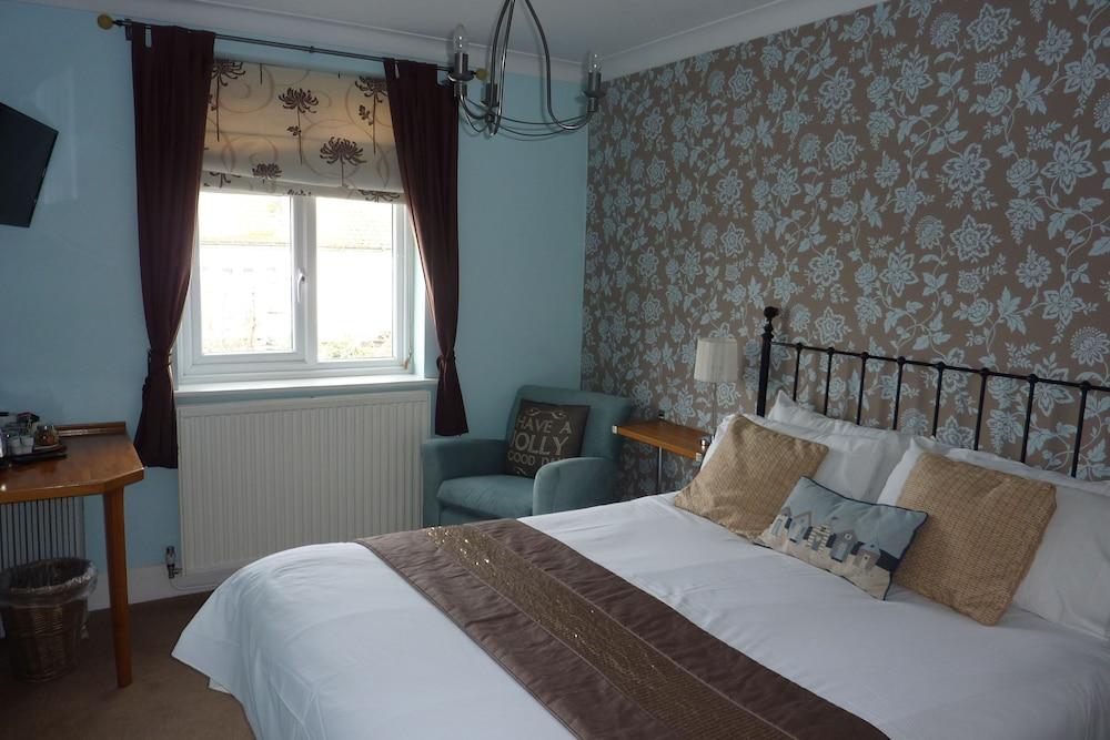 Pebbles Guesthouse