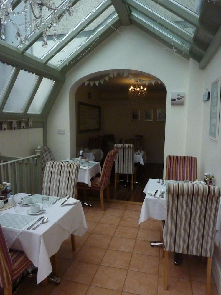 Pebbles Guesthouse