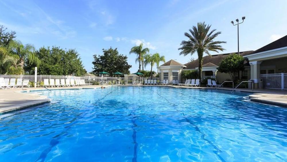 Windsor Palms Villas