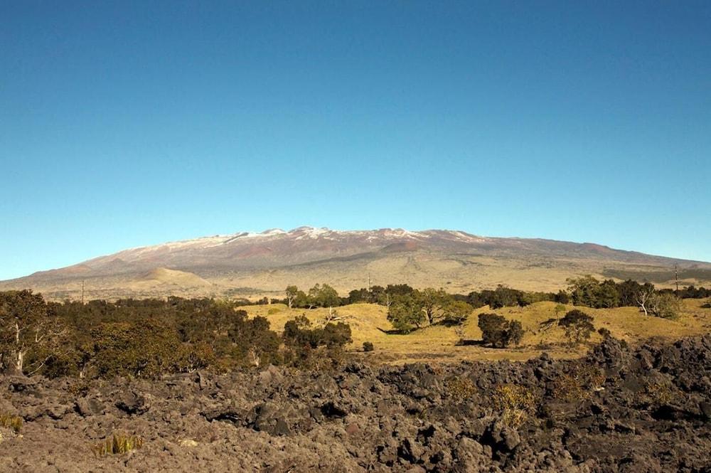 Arnott's Lodge & Hiking Adventures