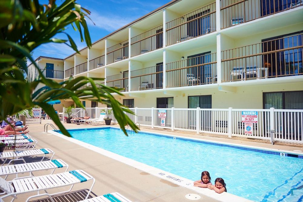 Bay Resort Motel