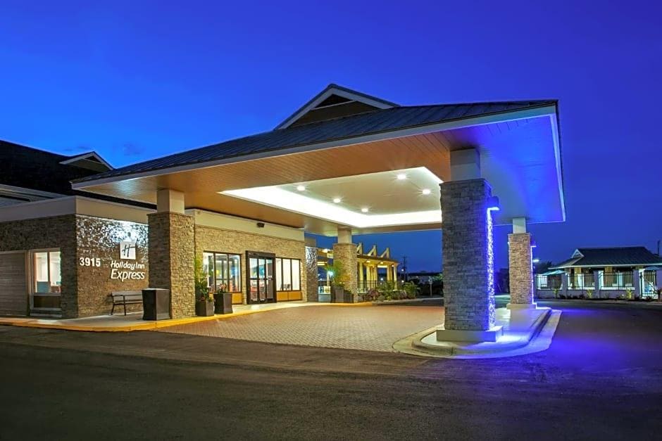 Baymont Inn and Suites Kitty Hawk Outer Banks