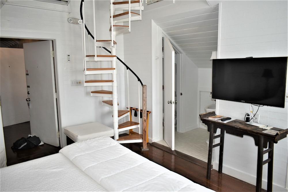 Simonton Court Hotel