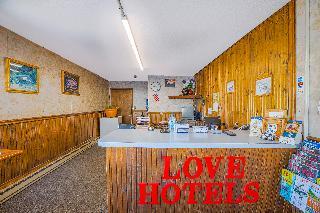 Four Seasons Motel