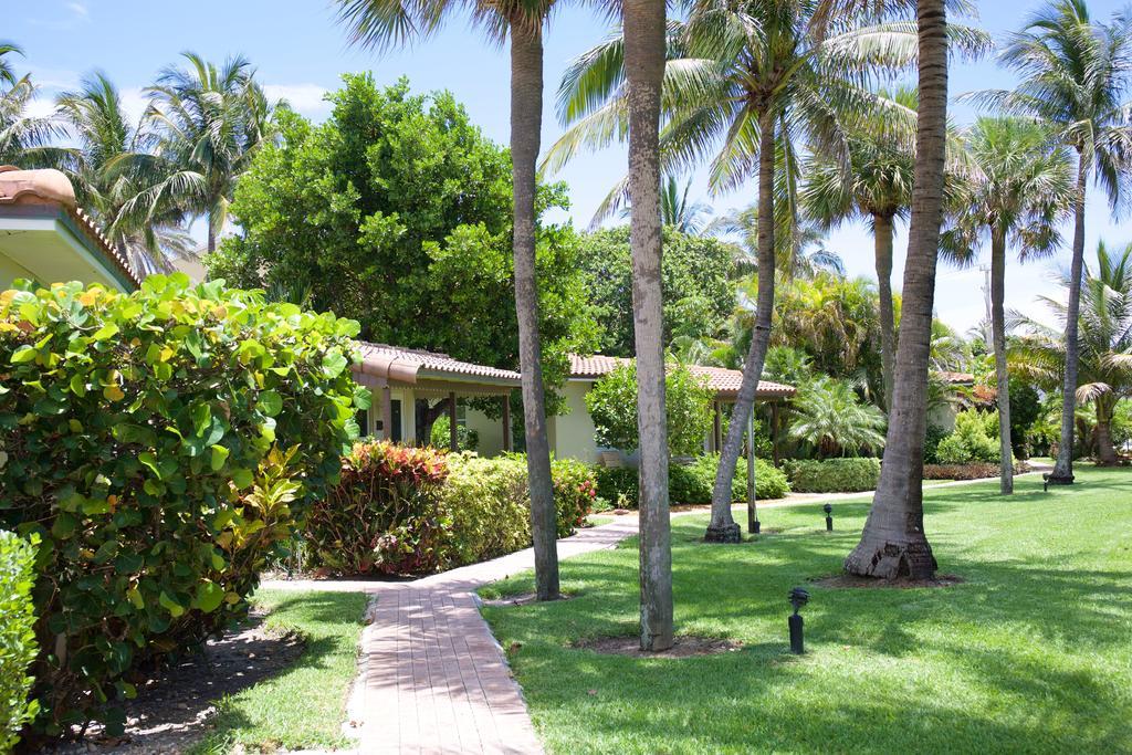 Royal Flamingo Villas