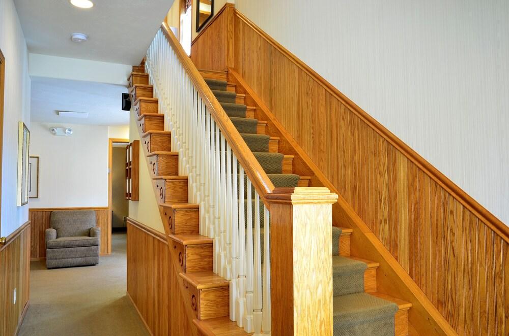 Skaneateles Suites And Boutique Hotel