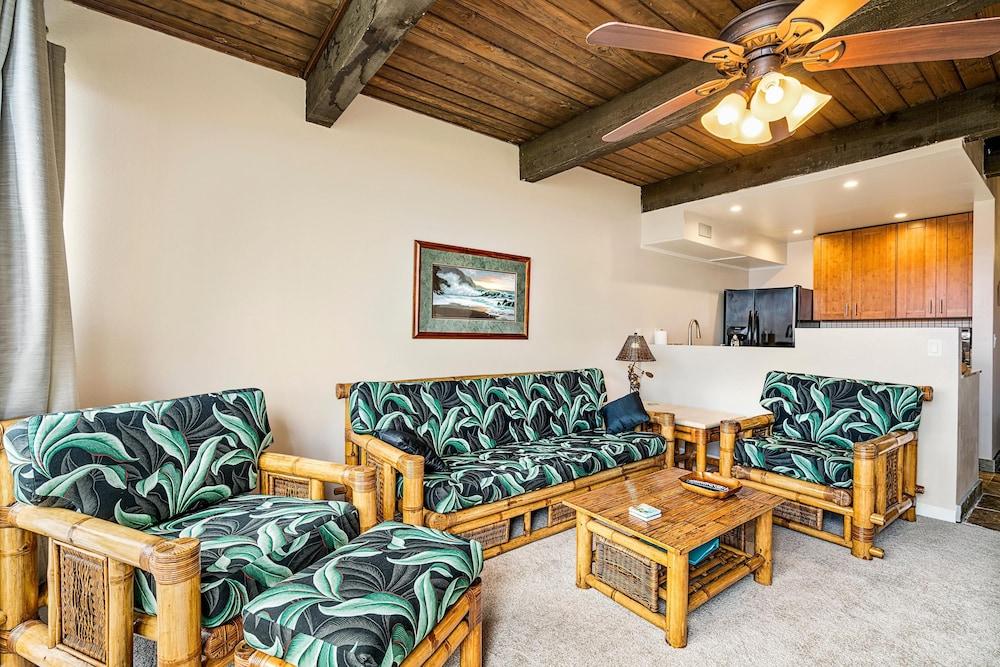 Kona Mansion