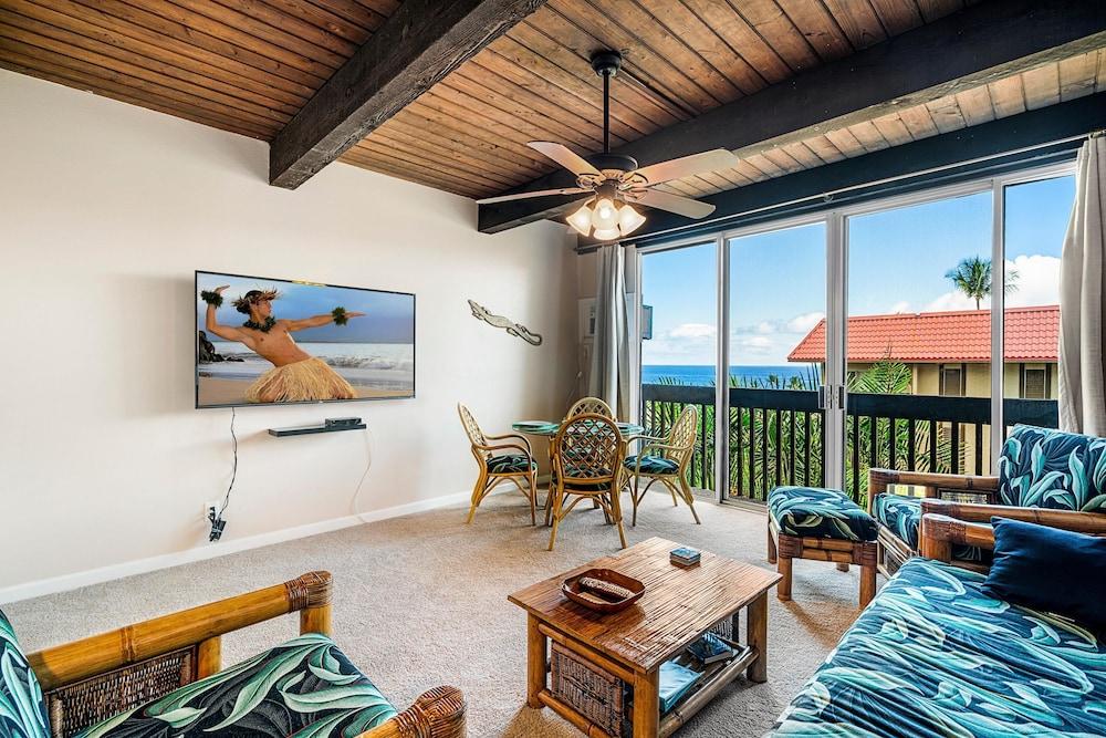 Kona Mansion