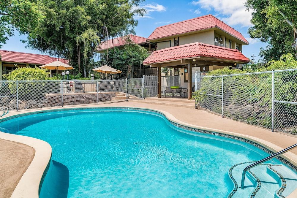 Kona Mansion