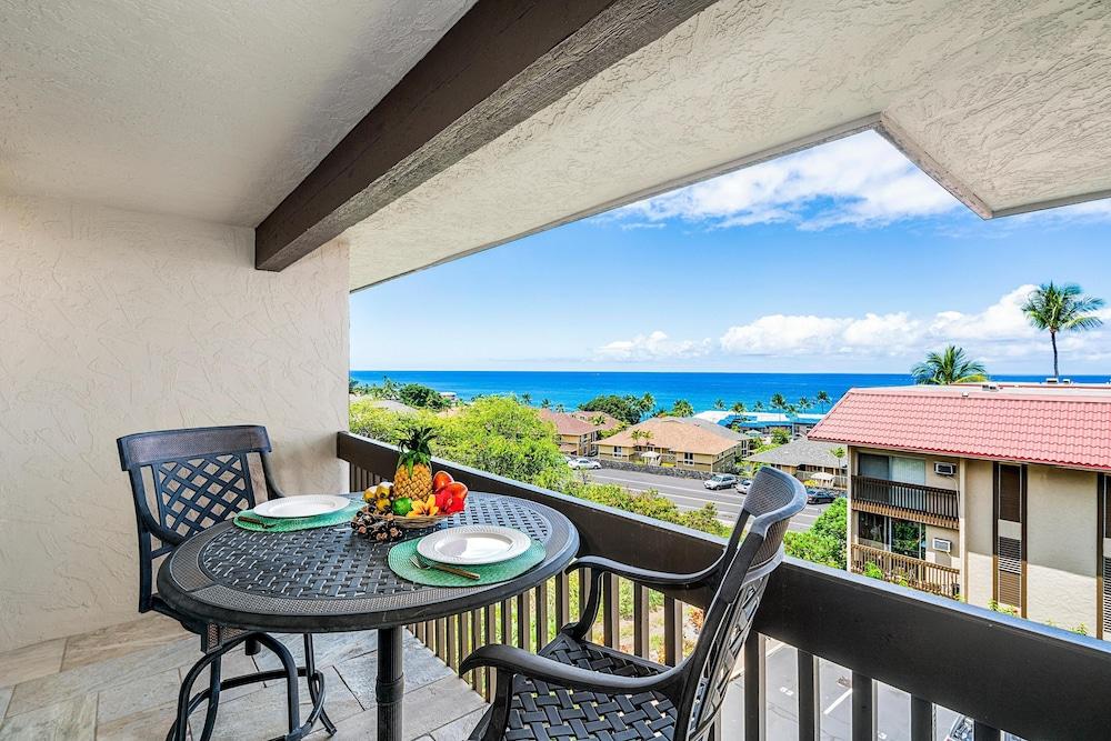 Kona Mansion