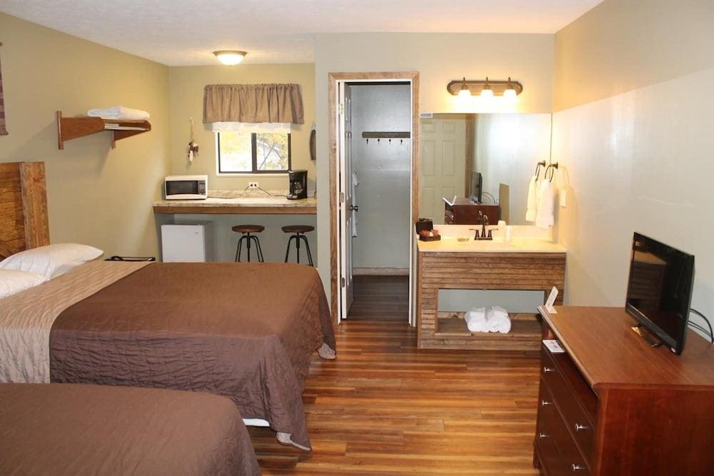 Timber Pointe Resort