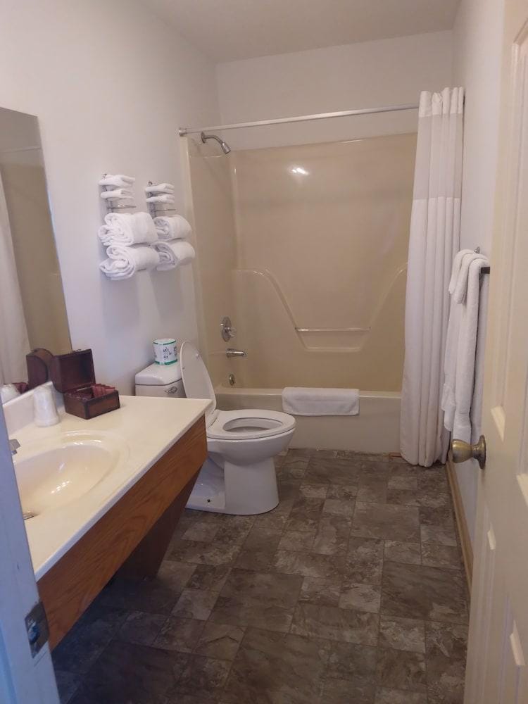 Timber Pointe Resort
