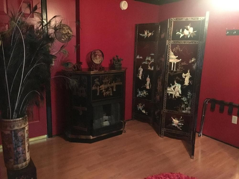 Shady Lady Bed & Breakfast