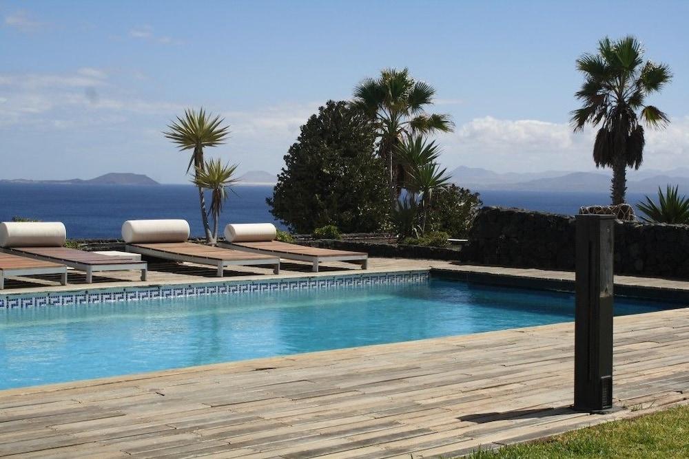 Villa Abaego