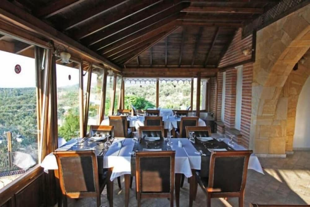 Daidalos Boutique Hotel