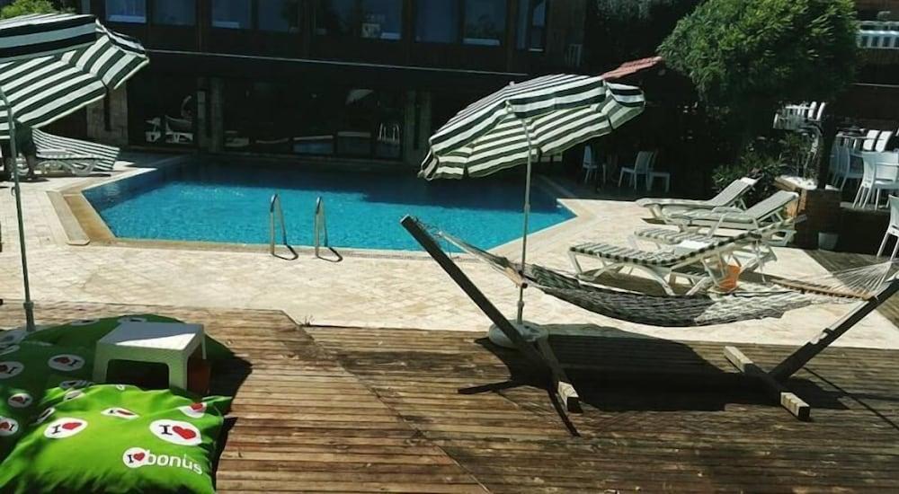Daidalos Boutique Hotel