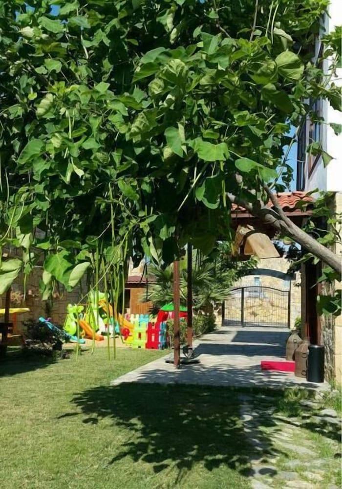 Daidalos Boutique Hotel