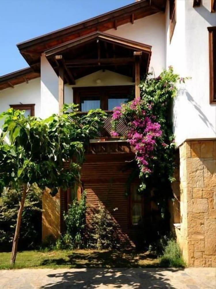 Daidalos Boutique Hotel
