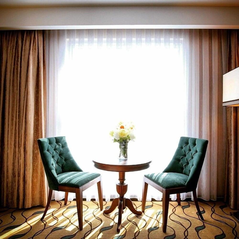 Lozengrad Hotel