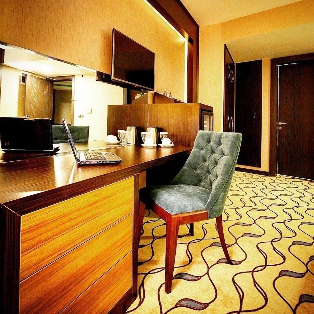 Lozengrad Hotel