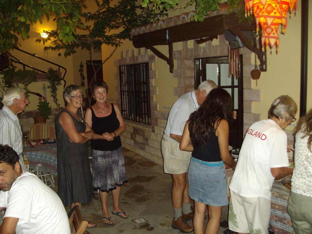 Tuncay Pension