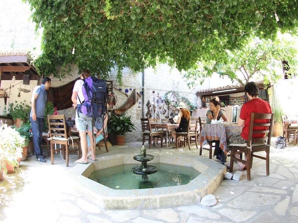 Tuncay Pension