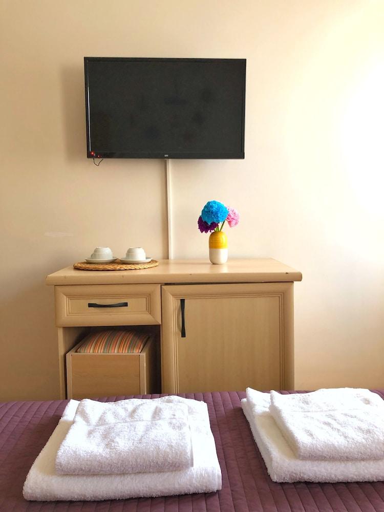Armoni Otel