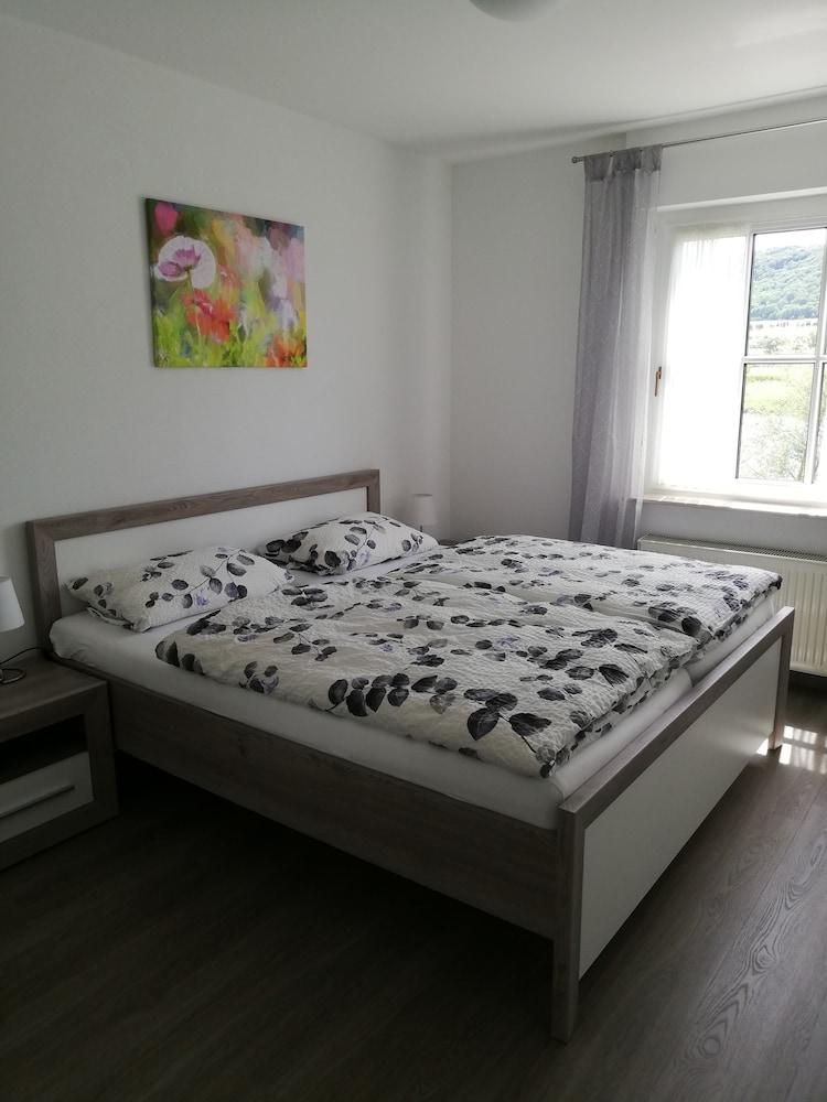 Ferienwohnungen Zum Niederberg