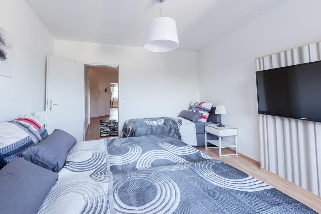 Deluxe Downtown Apartment