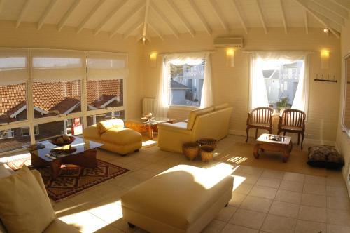 Carilo Soleil Apart Hotel