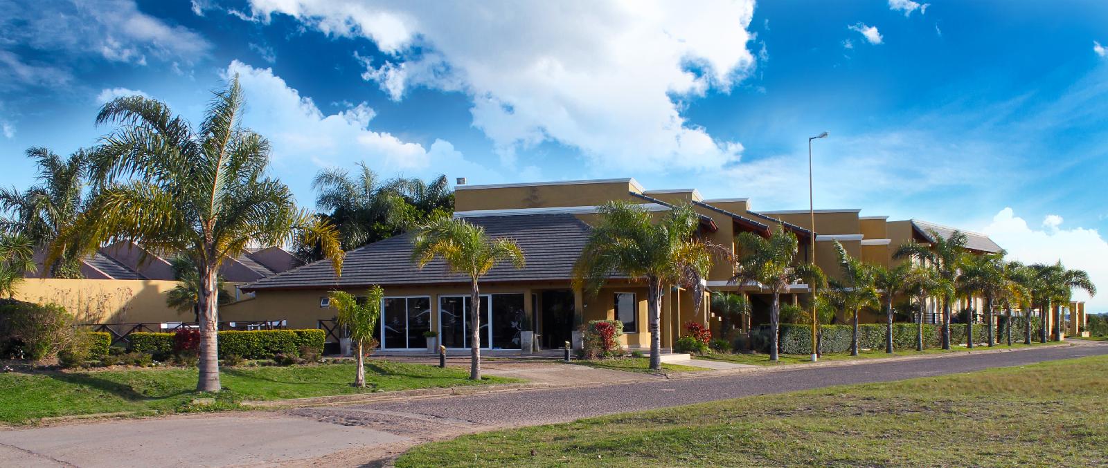 Brisas Del Lago Apart And Hotel