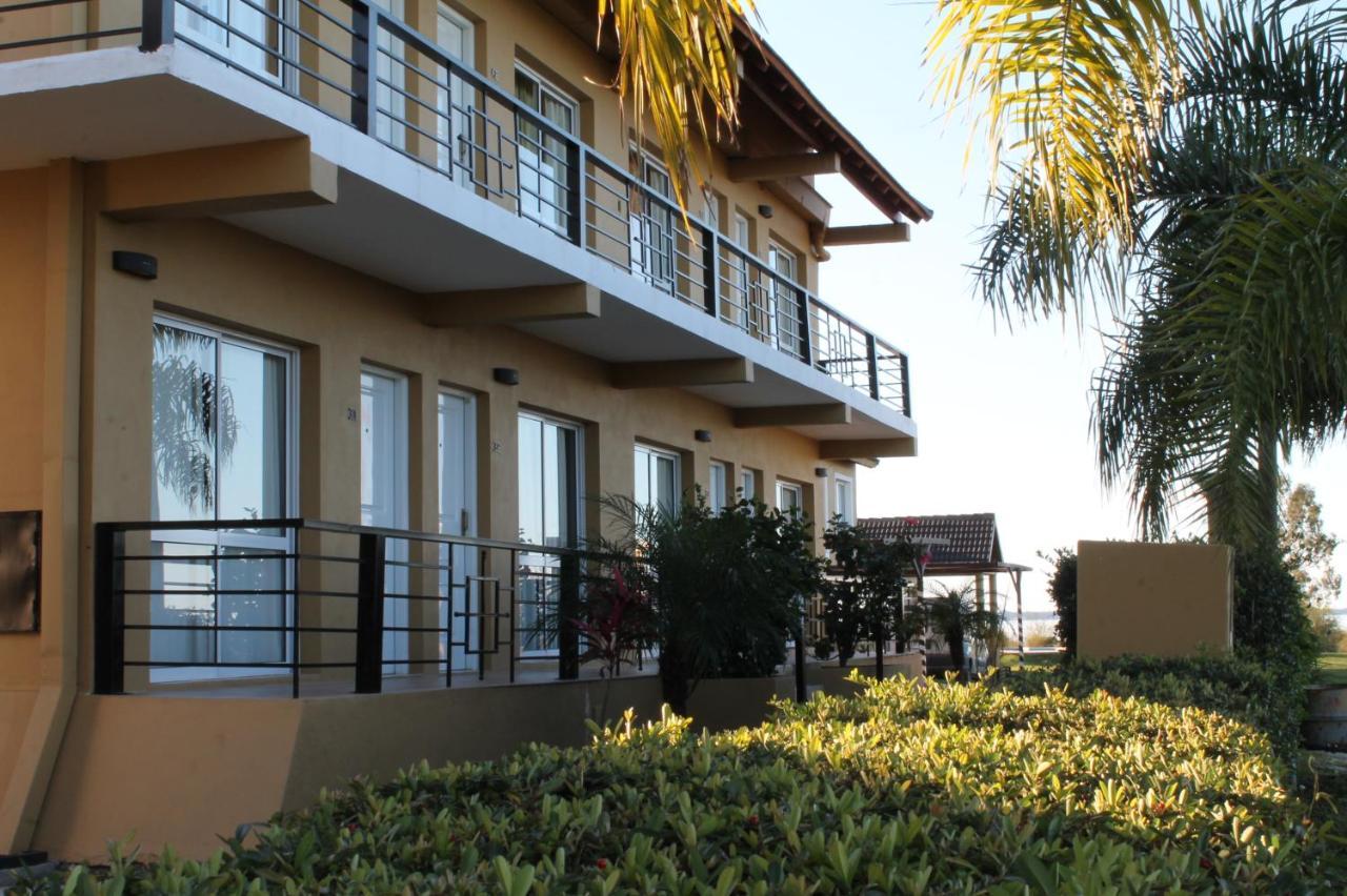 Brisas Del Lago Apart And Hotel