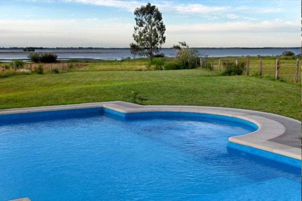 Brisas Del Lago Apart And Hotel