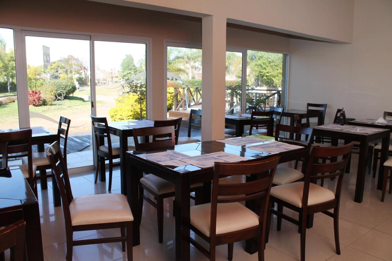 Brisas Del Lago Apart And Hotel