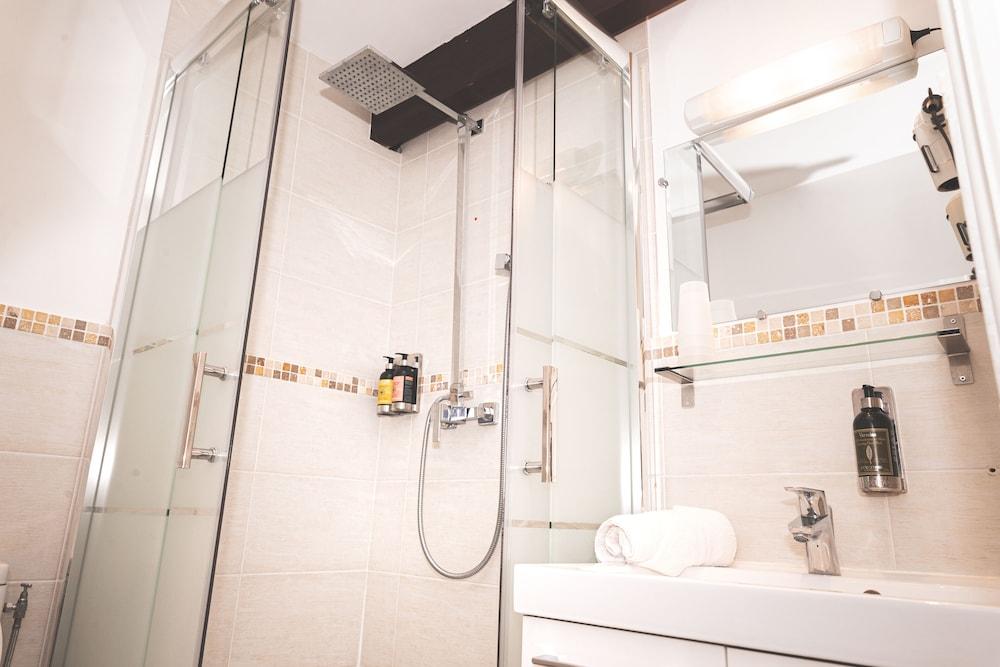 Hotel Le Loup Blanc