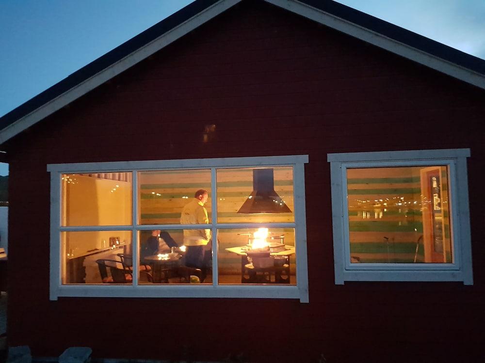Batsfjord Hotell & Camping