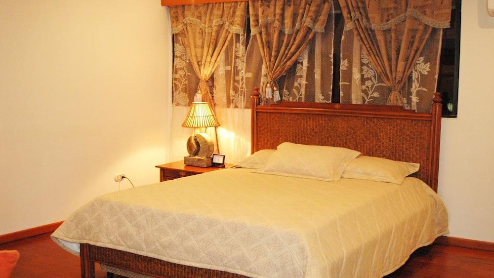 Hotel Oasis Bluefields