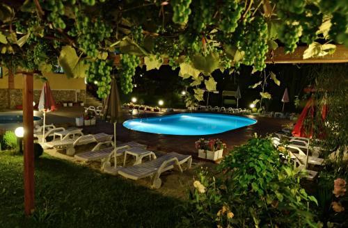 Family Hotel Iv