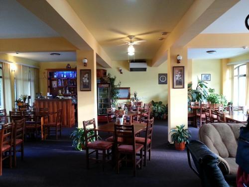 Family Hotel Iv