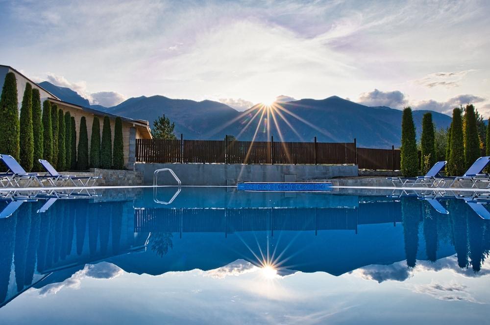 Pirin Residence