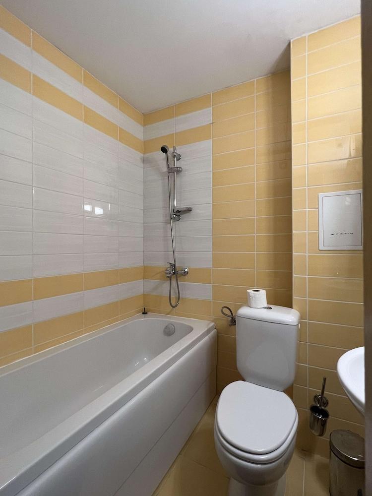 Pirin Residence