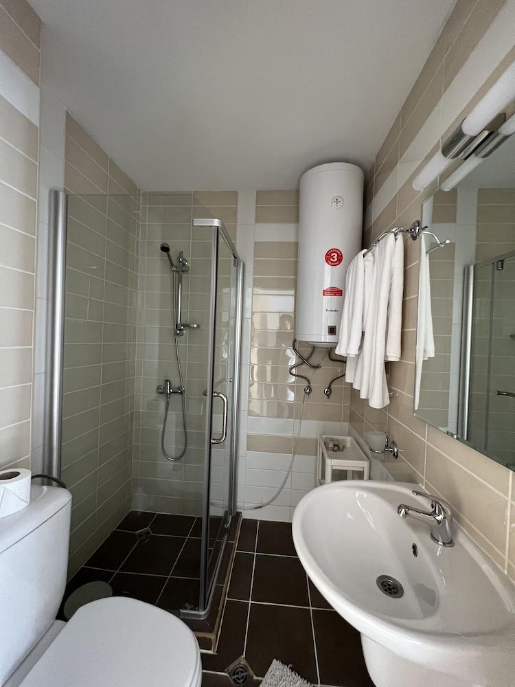 Pirin Residence