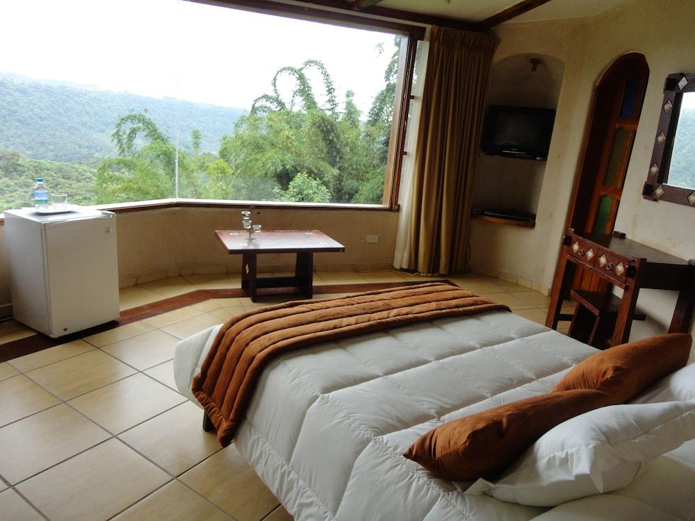 Hosteria El Encanto