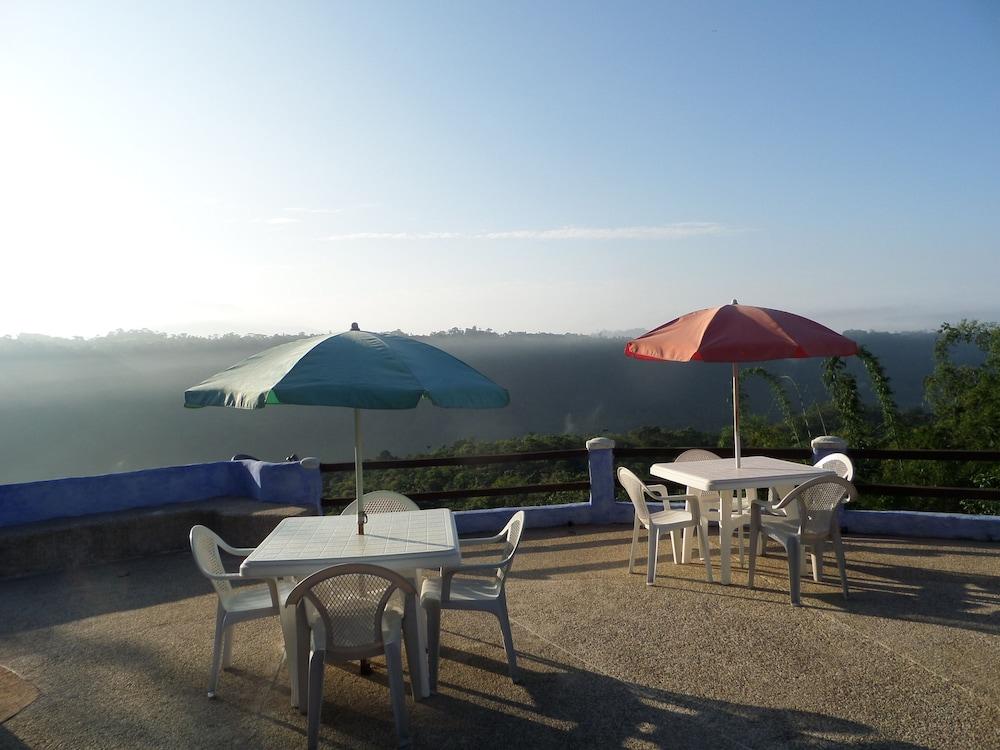 Hosteria El Encanto